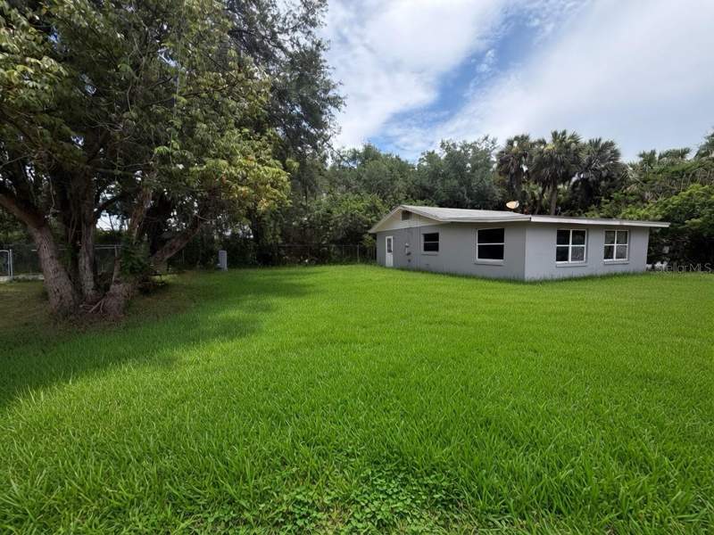 2 bedroom Single Family Residence at 3312 W 5th Street, Smiths M M, Sanford — photo 2