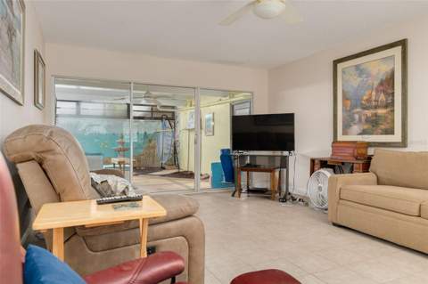 2476 Laurelwood Drive #C, Clearwater FL - photo 9 of 22