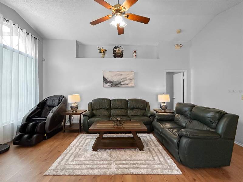 3 bedroom Single Family Residence at 3228 Running Bear Way, Indian Wells, Kissimmee — photo 4