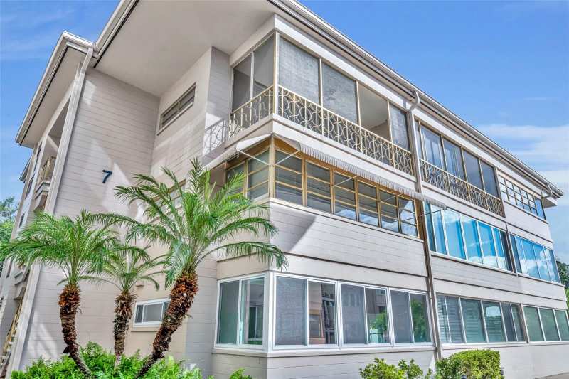 1 bedroom Condominium at 311 E Morse Boulevard #7-11, Phillips Circle Rep, Winter Park — photo 1