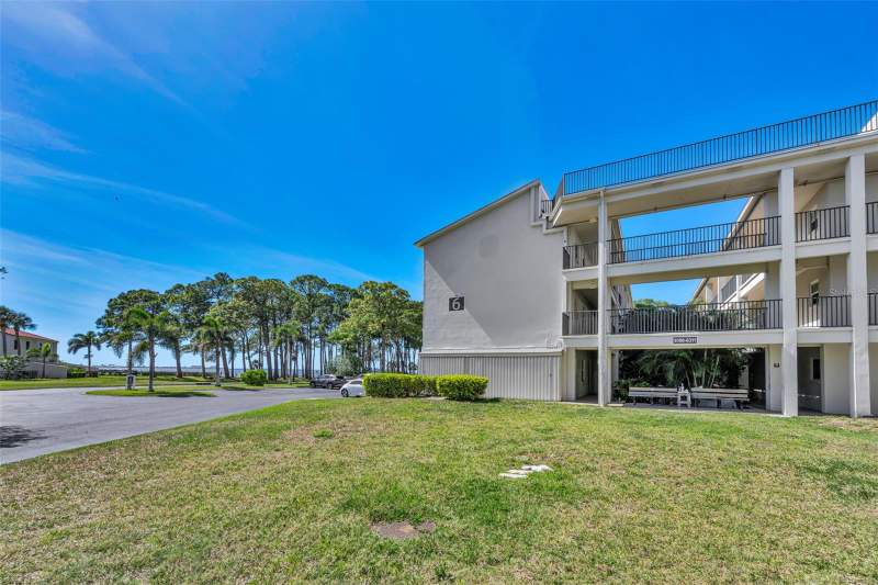 2 bedroom Condominium at 2700 Bayshore Boulevard #6107, Mediterranean Manors, Dunedin — photo 2