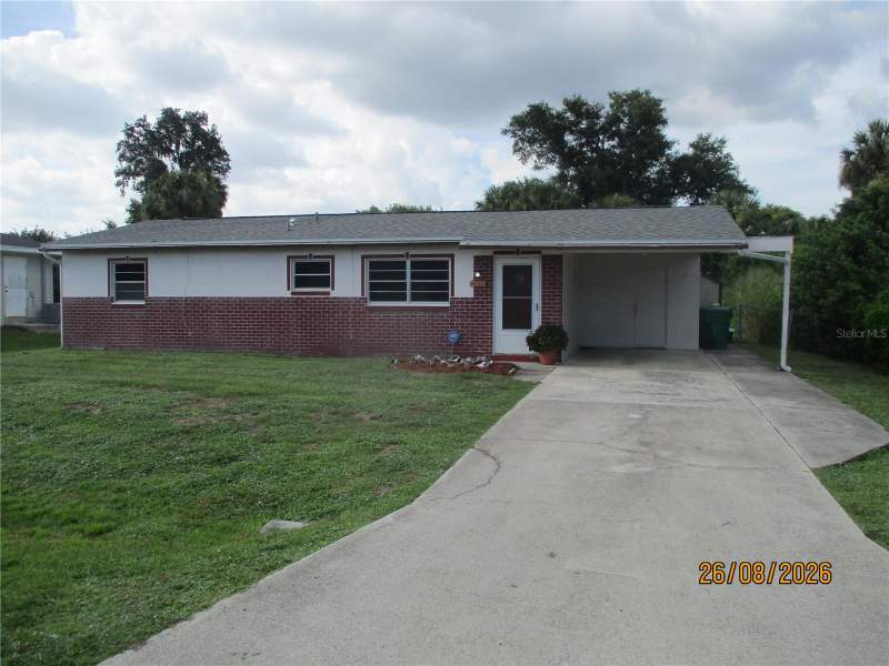 2 bedroom Single Family Residence at 22544 Blanchard Avenue, Port Charlotte Sec 012, Port Charlotte — photo 2