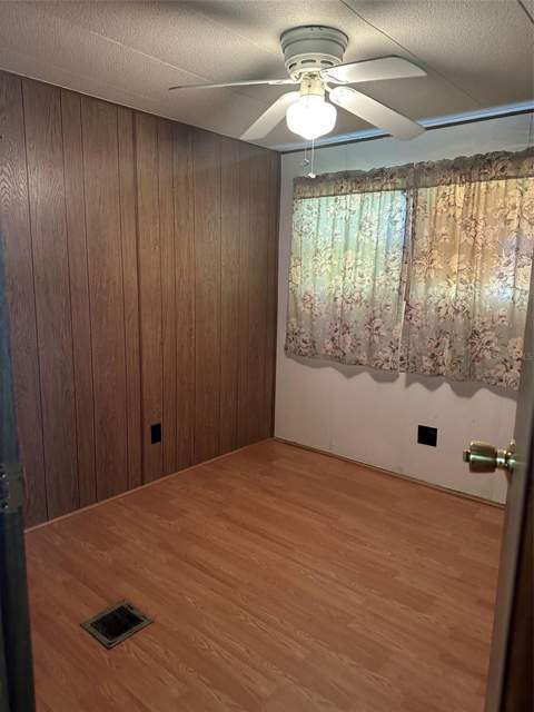 37528 Attica Avenue, Zephyrhills FL - photo 17 of 28