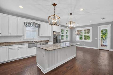 3615 W Renellie Circle, Tampa FL - photo 11 of 53
