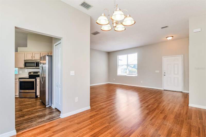 4 bedroom Single Family Residence at 8615 CAVENDISH DRIVE, LINDFIELDS UNIT 04, KISSIMMEE — photo 3