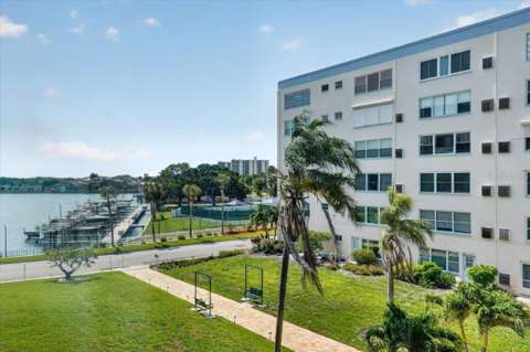 2960 59Th Street #310, golf community for sale in Gulfport
