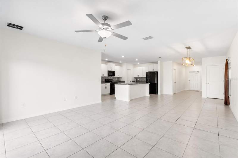 6 bedroom Single Family Residence at 7310 Pearly Everlasting Avenue, Touchstone Ph 3, Tampa — photo 5