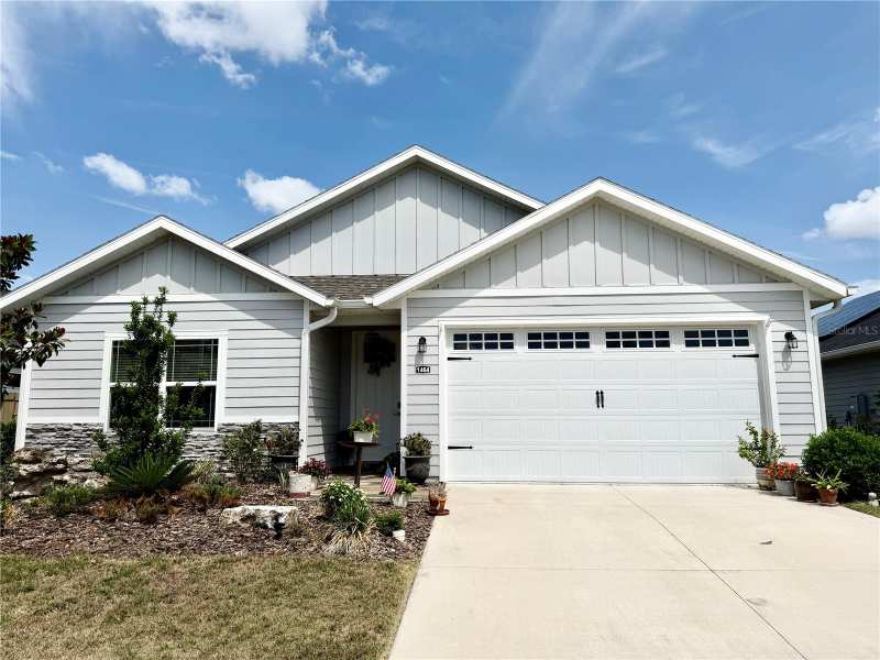 3 bedroom Single Family Residence at 1464 SW 66th Way, Grand Oaks At Tower Ph 2 Pb 37 Pg 63, Gainesville — photo 1