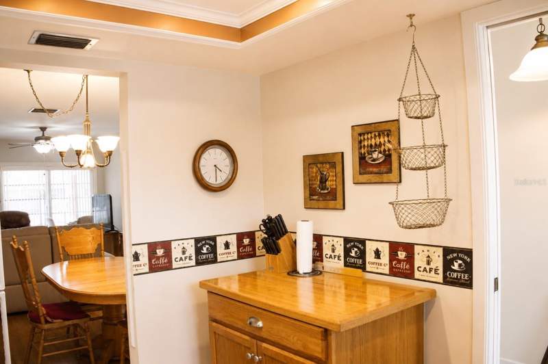 2 bedroom Villa at 1662 S Lake Avenue #6, Normandy Park South, Clearwater — photo 5