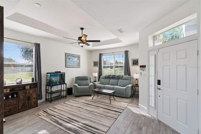 4 bedroom Single Family Residence at 2720 Savannah Drive, Leesburg Sleepy Hollow First Add, Leesburg — photo 4