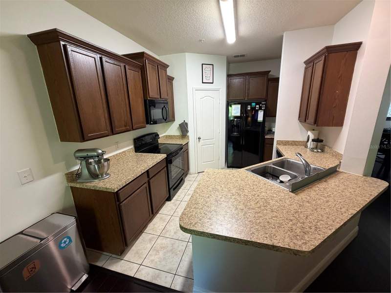 3 bedroom Townhouse at 15353 Oak Apple Court, Tucker Oaks Bldg 5, Winter Garden — photo 4