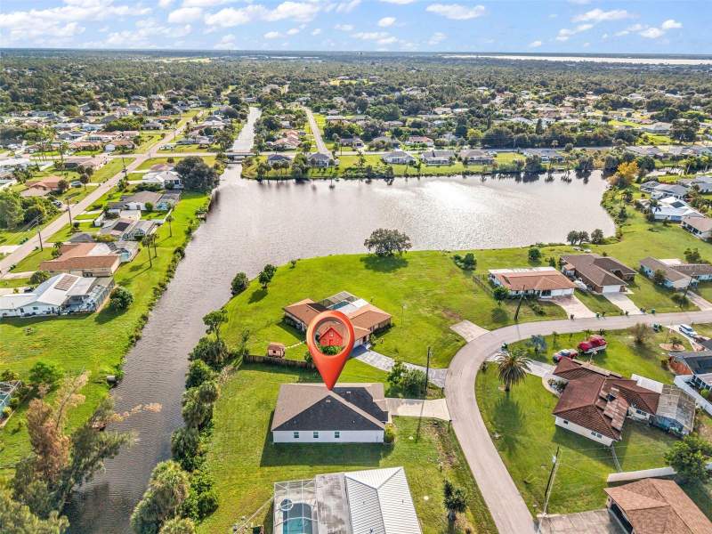 3 bedroom Single Family Residence at 3215 Brooklyn Avenue, Port Charlotte Sec 007, Port Charlotte — photo 4