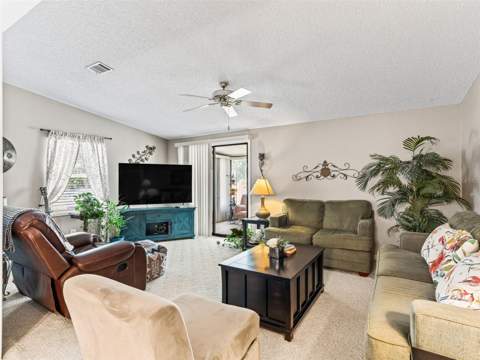 1809 Daffodil Lane, Lady Lake FL - photo 12 of 37