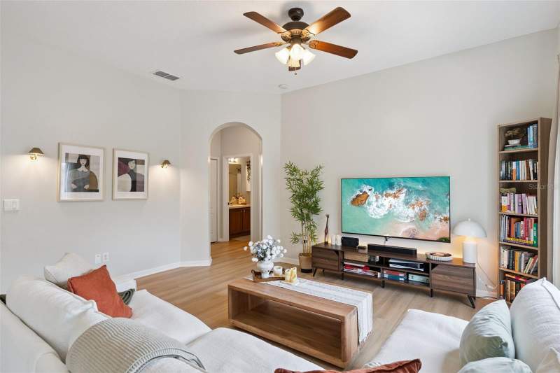 2 bedroom Townhouse at 1610 Pine Oak Trail, Magnolia Club, Sanford — photo 5