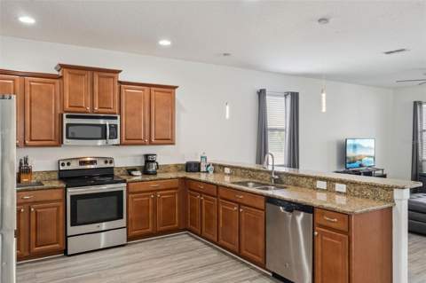1430 Moon Valley Drive, Davenport FL - photo 16 of 84