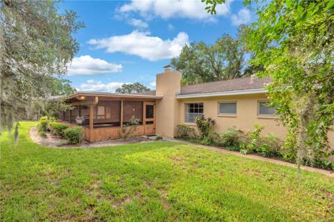 110 Ashbrook Drive, Brandon FL - photo 9 of 39