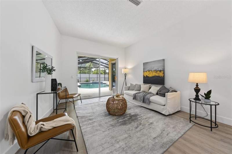 5 bedroom Single Family Residence at 11318 Pocket Brook Drive, Countryway Prcl B Tr II, Tampa — photo 3