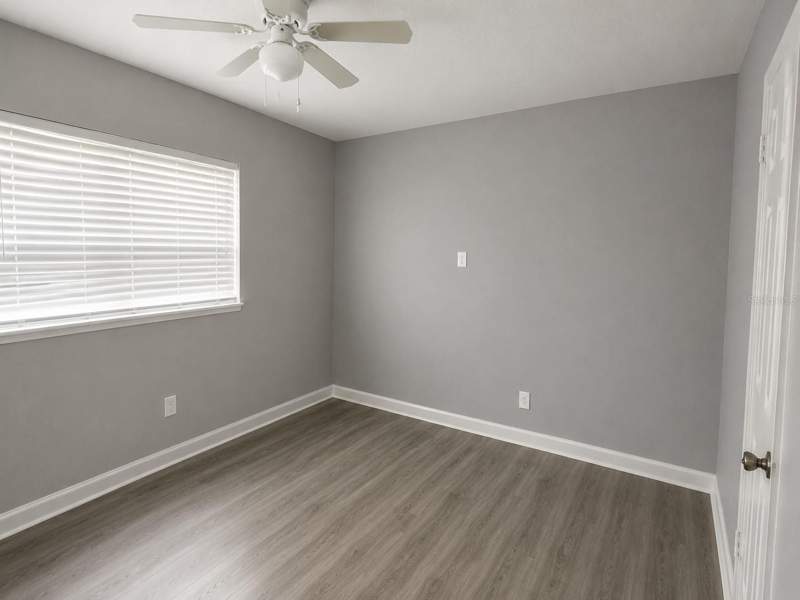 3 bedroom Single Family Residence at 1044 58th Avenue, North Euclid Ext 1, St Petersburg — photo 4
