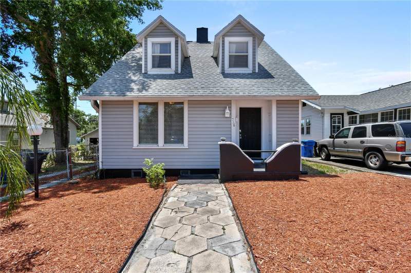 3 bedroom Single Family Residence at 766 13th Avenue, Royal Poinciana, St Petersburg — photo 2