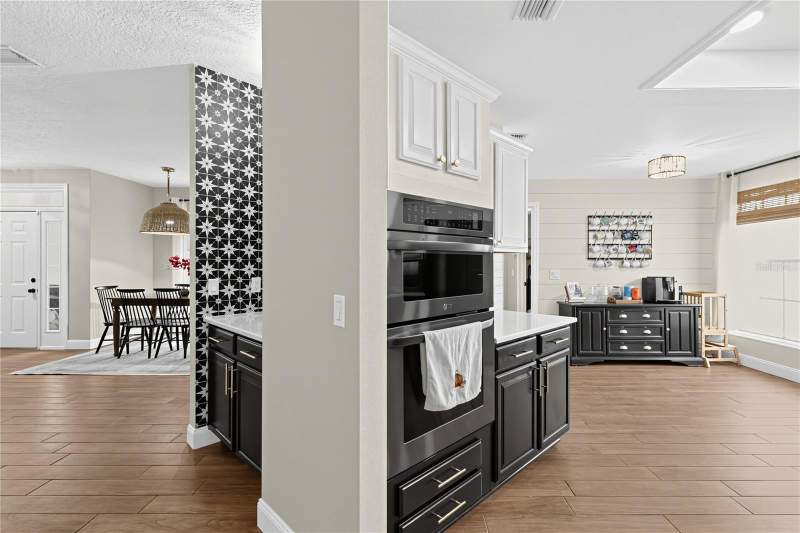 4 bedroom Single Family Residence at 15627 Indian Queen Drive, Farmington, Odessa — photo 5