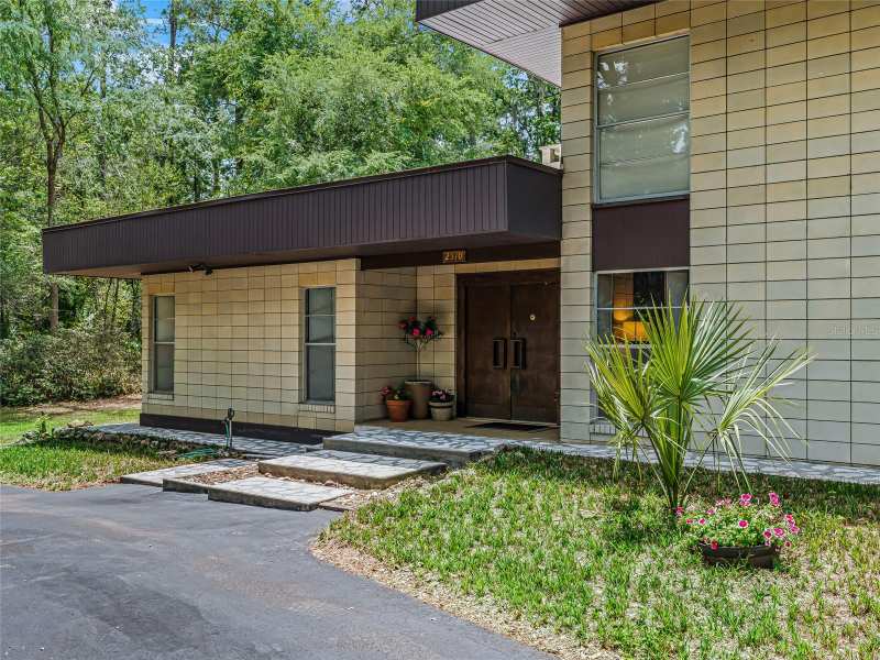 6 bedroom Single Family Residence at 2510 NW 30th Terrace, Edgewood Hills, Gainesville — photo 1
