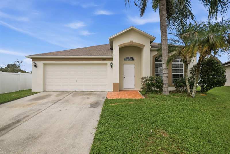 4 bedroom Single Family Residence at 5337 Outlook Way, Lake Bernadette Prcl 11 Ph 02, Zephyrhills — photo 1