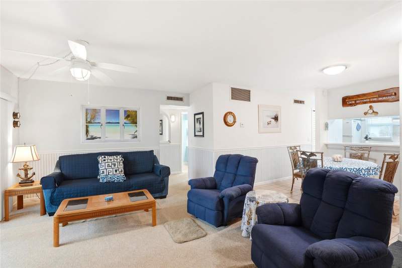 2 bedroom Condominium at 320 Medallion Boulevard #H, Madeira Beach Yacht Club Condo, Madeira Beach — photo 5