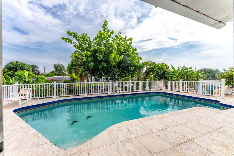 3 bedroom Single Family Residence at 137 Dowling Avenue, Port Charlotte Sec 006, Port Charlotte — photo 3