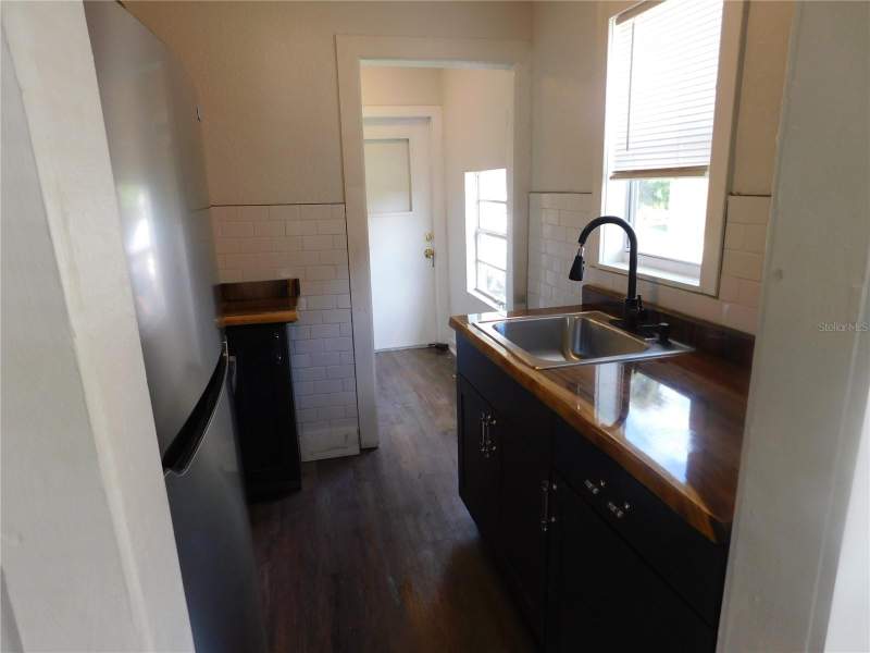 2 bedroom Single Family Residence at 1009 17th Street, Nebraska Terrace, St Petersburg — photo 2