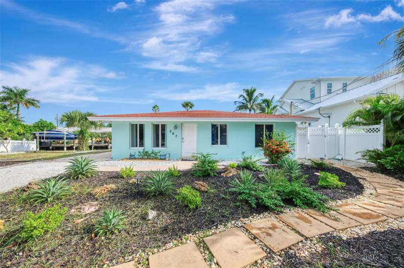 2 bedroom Single Family Residence at 387 Avenida Milano, Siesta Manor Sec 2, Sarasota — photo 4