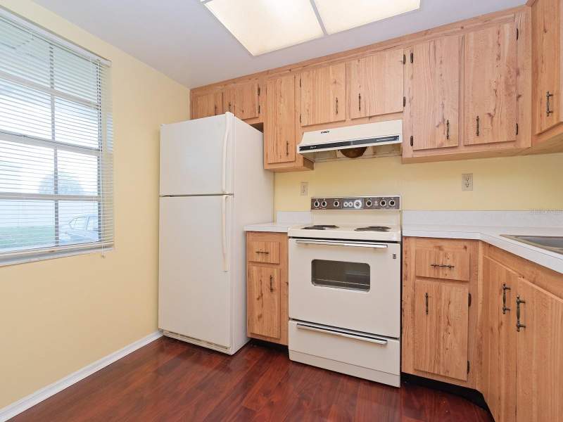 2 bedroom Villa at 2465 Northside Drive #906, Woodland Villas Condo 1, Clearwater — photo 5