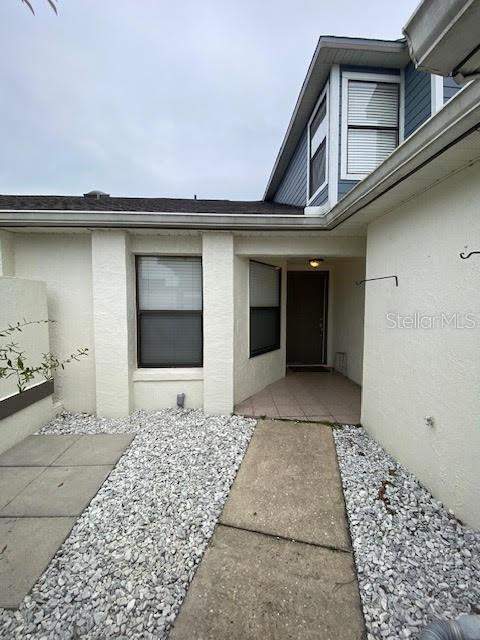 82 Lakepointe Circle #82, Kissimmee FL - photo 6 of 6