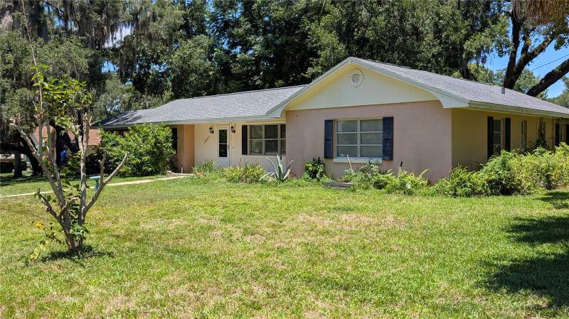 3 bedroom Single Family Residence at 2469 Broadvue Avenue, Broadvue Heights, Eustis — photo 3