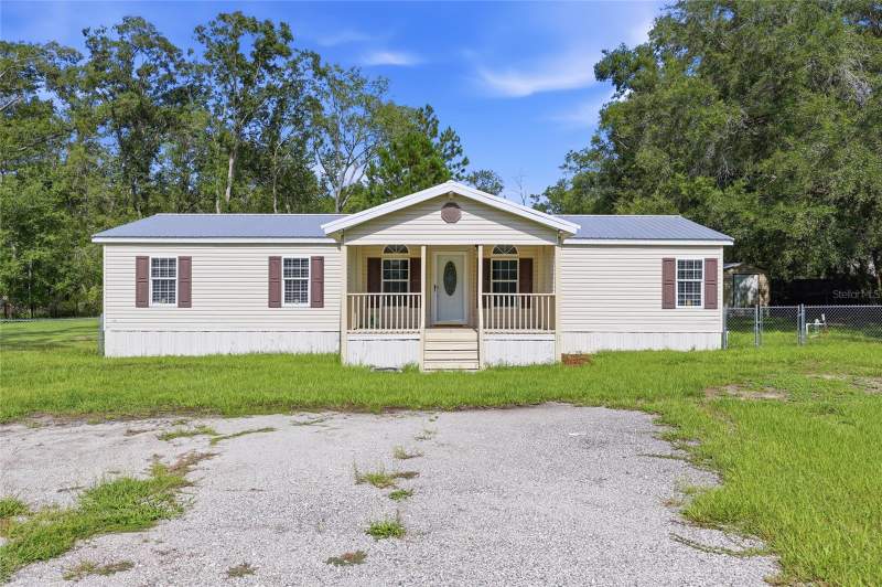 3 bedroom Manufactured Home at 9528 NW 235th Terrace, Tri-City Oaks, Alachua — photo 3