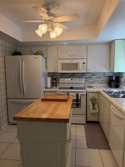 1807 University Place #151, Sarasota FL - photo 6 of 6