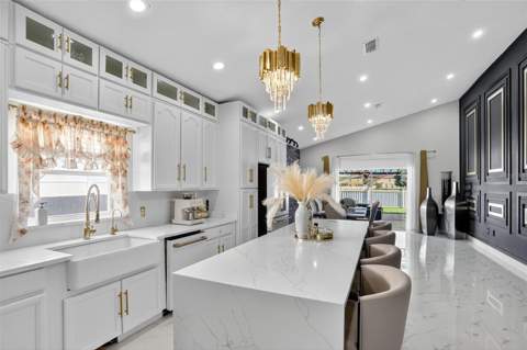 738 Hacienda Circle, Kissimmee FL - photo 9 of 59