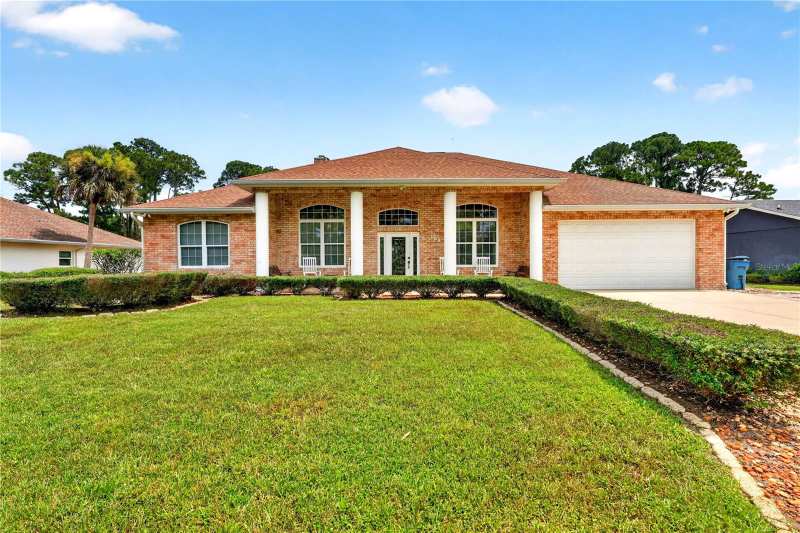 3 bedroom Single Family Residence at 108 Godfrey Road, Waterway Park Resub 01, Edgewater — photo 1