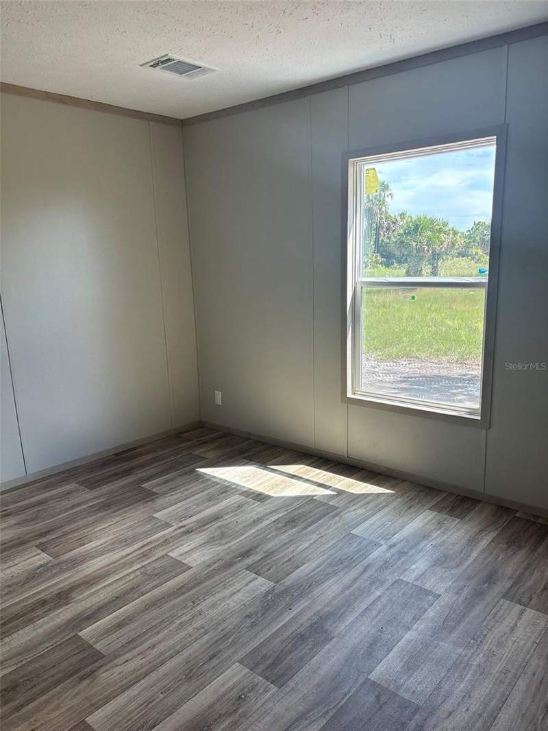 4 bedroom Manufactured Home at 16117 NW 284th Street, Viking 01, Okeechobee — photo 5