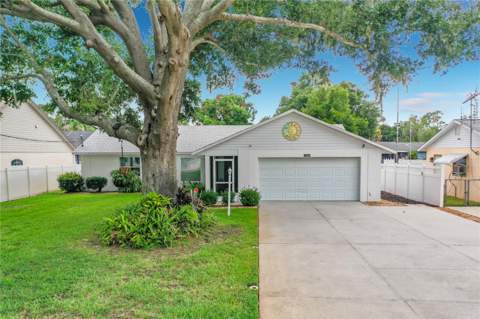 33909 Linda Lane, Leesburg FL - photo 7 of 75