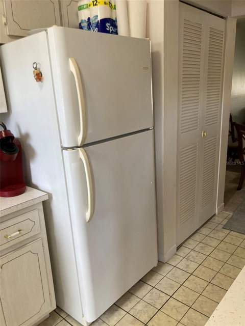 5660 80th Street #B107, St Petersburg FL - photo 17 of 43