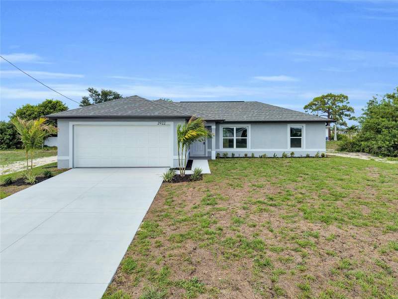 3 bedroom Single Family Residence at 310 NE 9th Terrace, Cape Coral, Cape Coral — photo 4