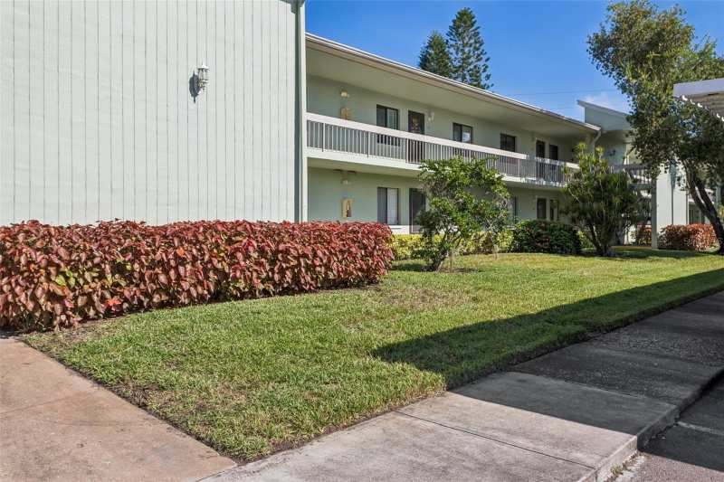 2 bedroom Condominium at 127 Nancy Drive #127, East Lake Woodlands Condo, Oldsmar — photo 1