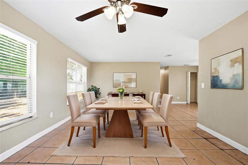 4 bedroom Single Family Residence at 1729 Flores Court, Richmond Heights, Orlando — photo 5