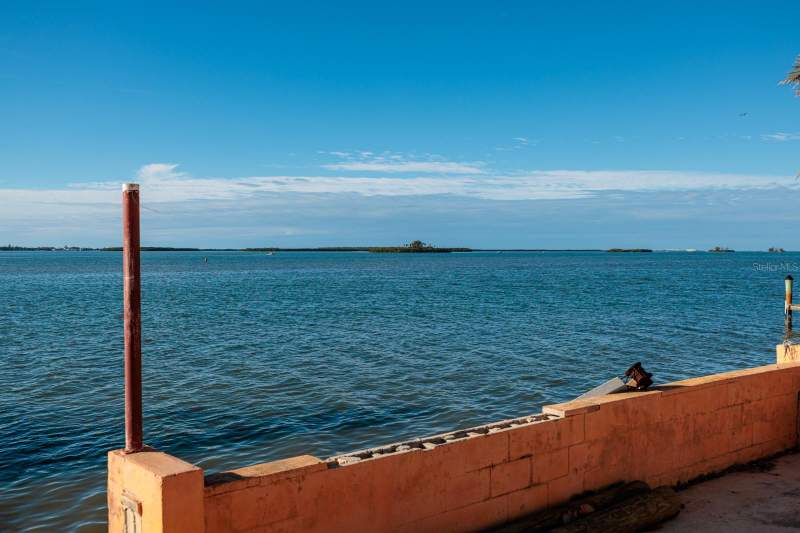 3 bedroom Single Family Residence at 1844 Venetian Point Drive, Venetian Point, Clearwater — photo 5