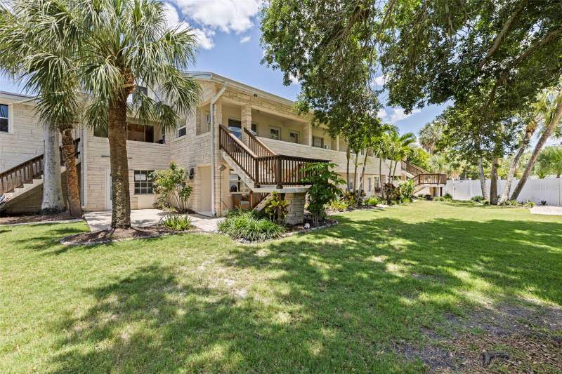 1 bedroom Condominium at 109 16TH AVENUE #3, ROYAL PALM CONDO, INDIAN ROCKS BEACH — photo 2