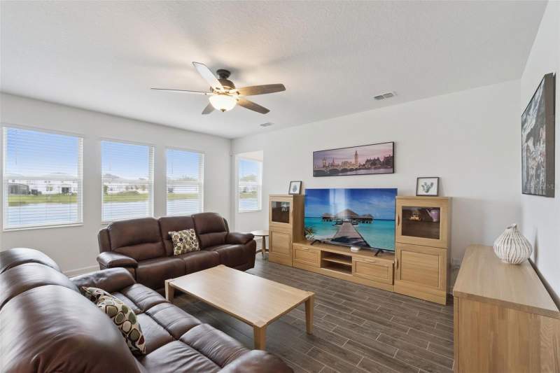 5 bedroom Single Family Residence at 3373 Wauseon Drive, Hanover Lakes Ph 2, St Cloud — photo 5