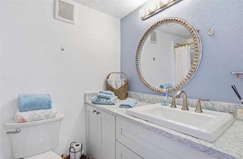 155 Medallion Boulevard #E, Madeira Beach FL - photo 20 of 33