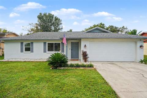 8064 Fawnridge Circle, Tampa FL - photo 8 of 32