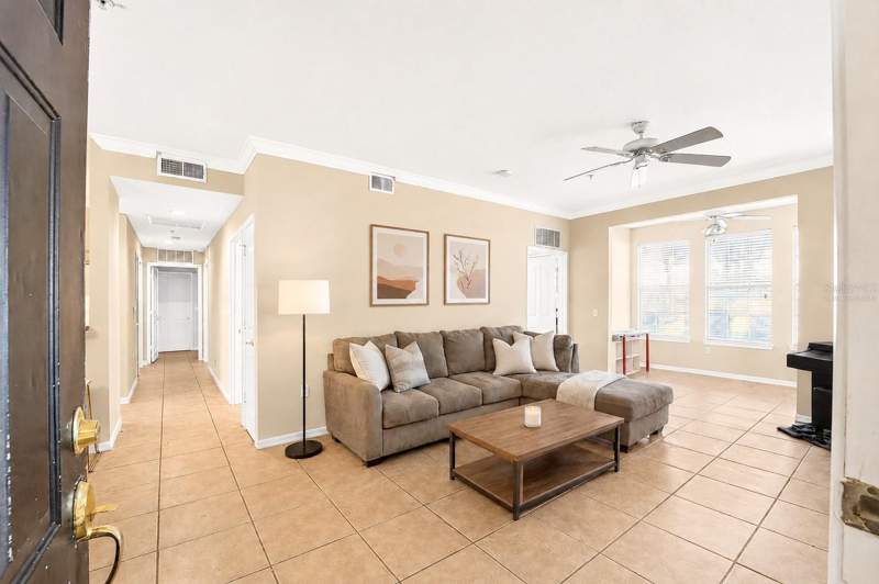 3 bedroom Condominium at 2245 NW 16th Terrace #2245, Charleston Place, Gainesville — photo 3