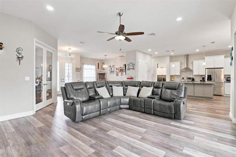 3 bedroom Single Family Residence at 5489 NANTAHALA LANE, SHERYDAN GLENN SUB, LADY LAKE — photo 5